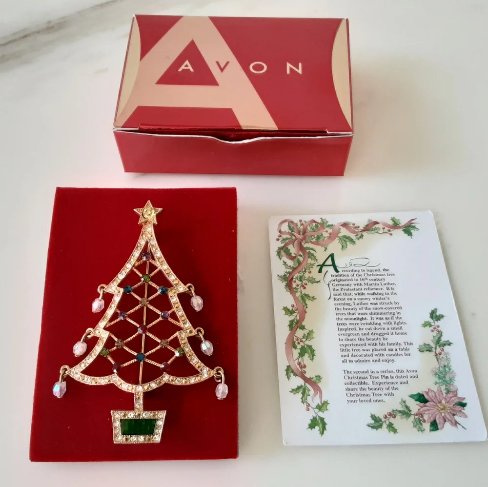 AVON 2005 2nd Annual Rhinestone Christmas Tree Holiday Brooch Vtg/NIB